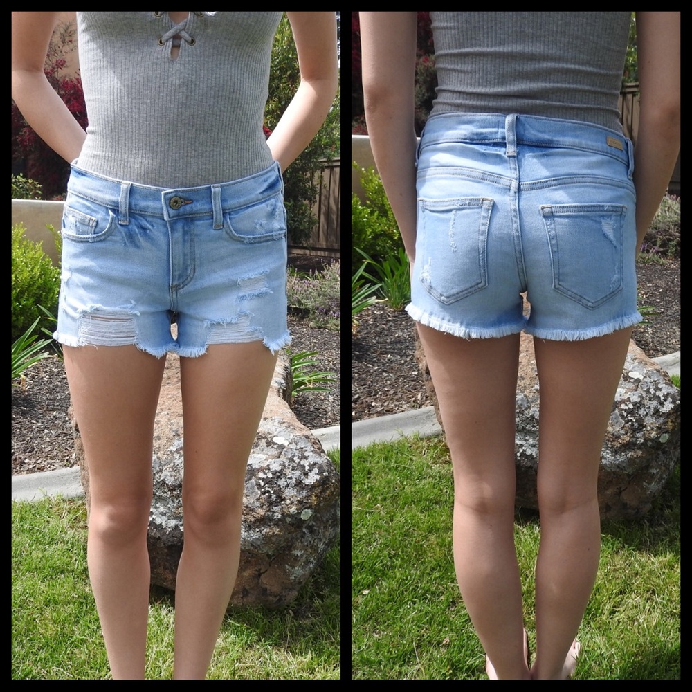 CLEARANCE-FIRM‼️Distressed Denim Shorts - Picture 3 of 8